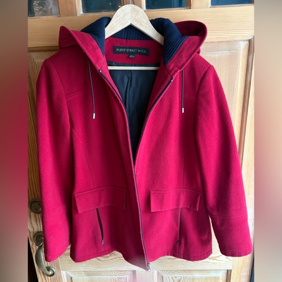 Red Hooded Wool Coat by Fleet Street- Size Large - Picture 2 of 11